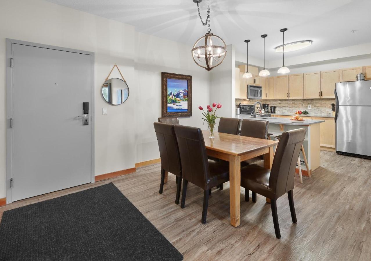 Newly Renovated Grizzly Lodge, Spacious 3Br 2Ba With Open Pool, Hot Tub Canmore Exterior photo